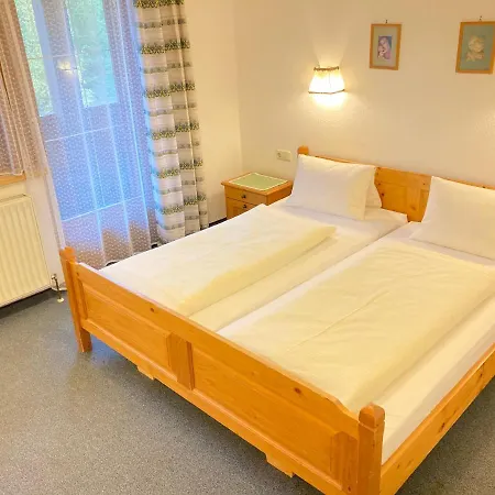 Landhaus Habicher Guest house