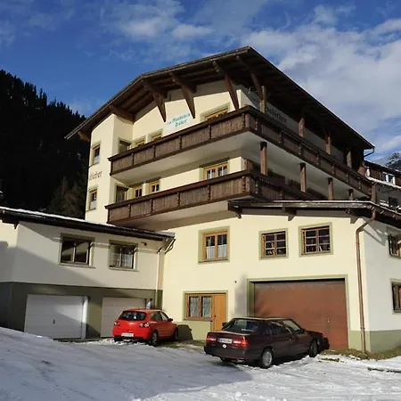Landhaus Habicher * St. Anton am Arlberg