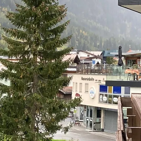 Pensjonat Landhaus Habicher St. Anton am Arlberg